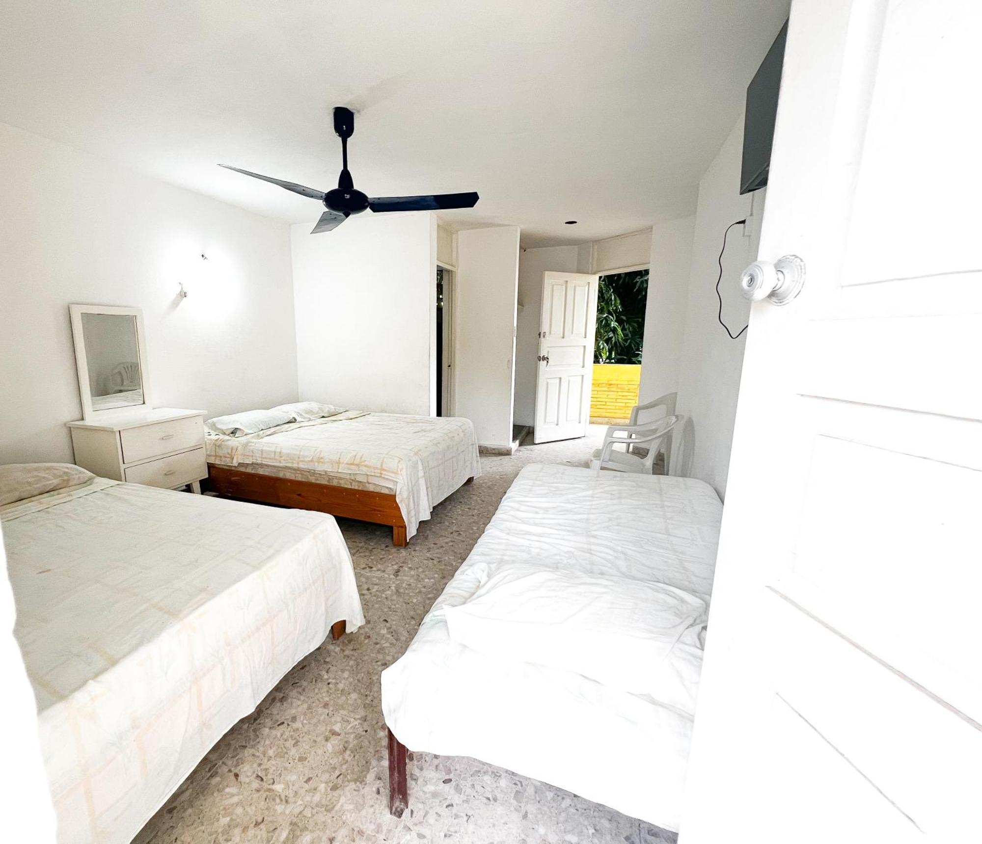 Hotel Casa De Huespedes Walton Acapulco Zewnętrze zdjęcie