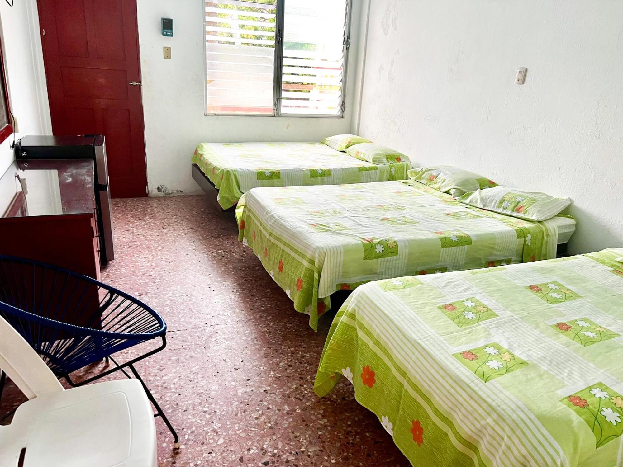 Hotel Casa De Huespedes Walton Acapulco Zewnętrze zdjęcie