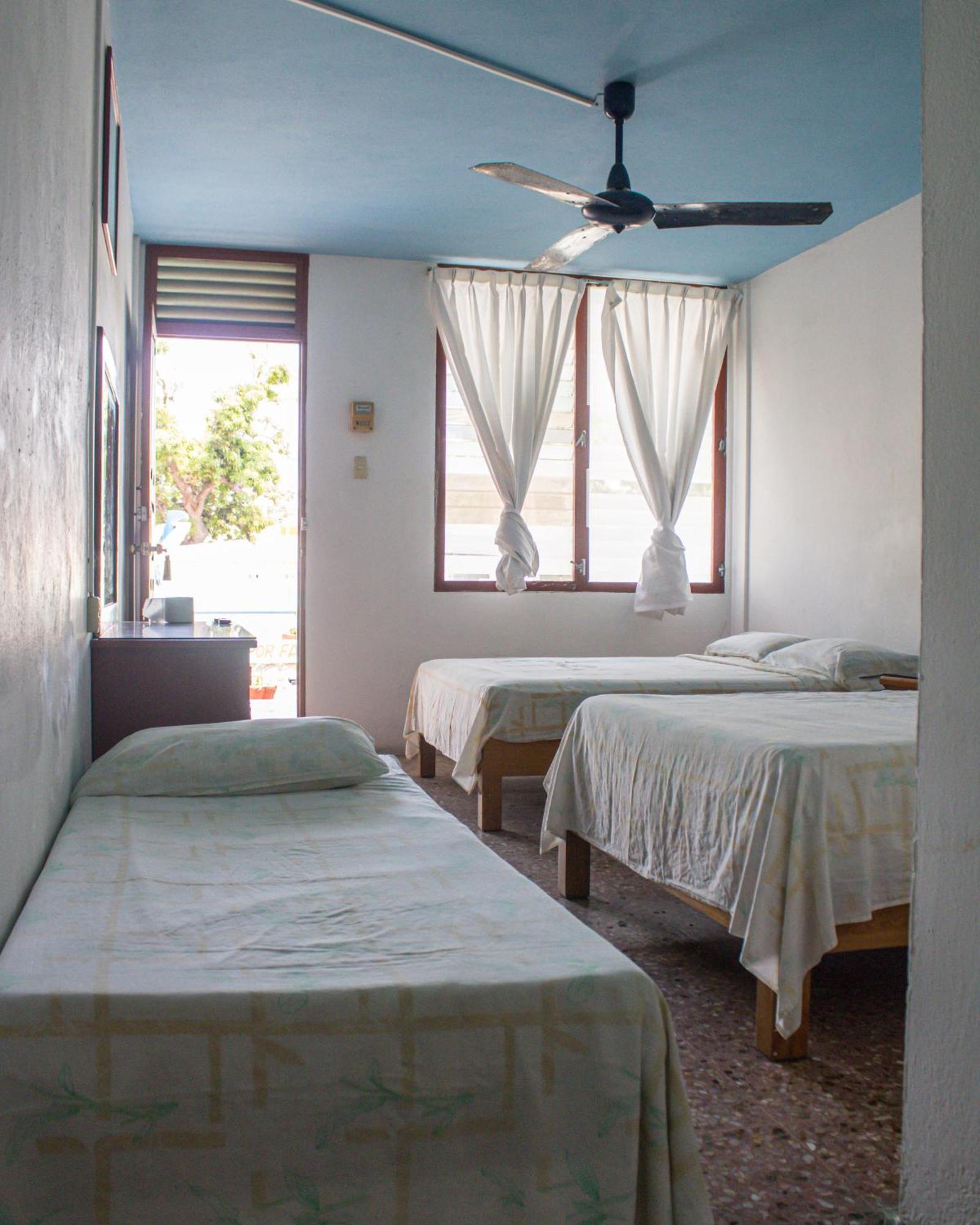 Hotel Casa De Huespedes Walton Acapulco Zewnętrze zdjęcie