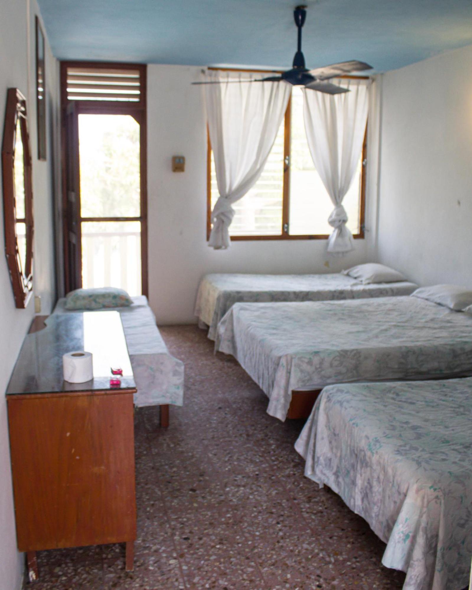 Hotel Casa De Huespedes Walton Acapulco Zewnętrze zdjęcie